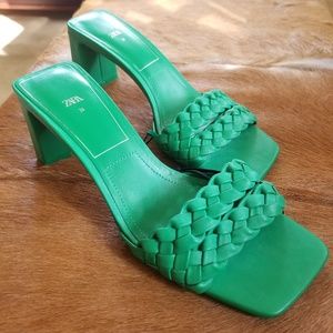 Zara Heeled Woven Sandals-Green